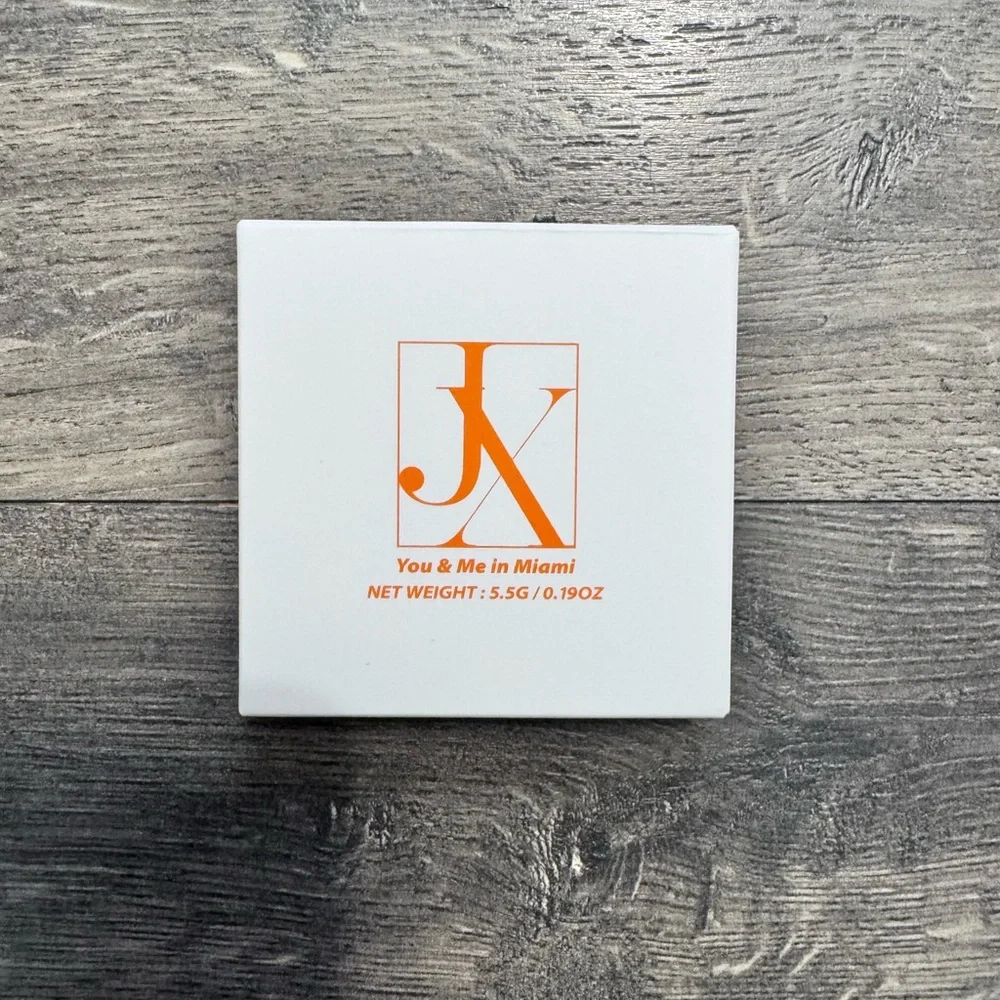 JX You &‎ Me in Miami Eyeshadow Palette NEW